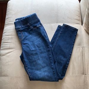NWOT! Pull on Jeggings